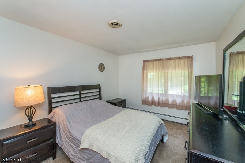 Erskine Lake - Residential