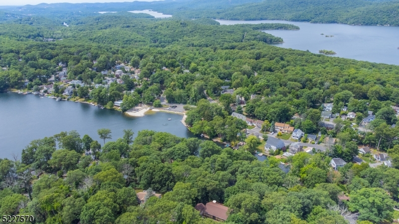 Erskine Lake - Residential