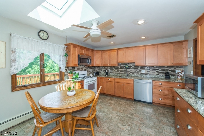 Erskine Lake - Residential