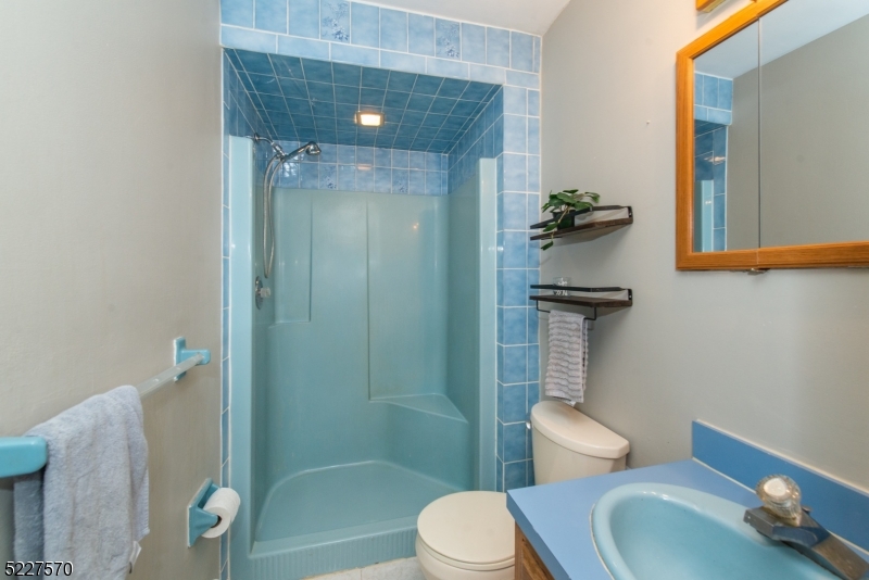 Erskine Lake - Residential