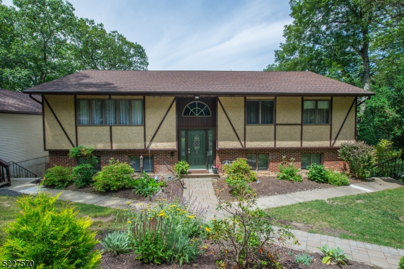 Erskine Lake - Residential