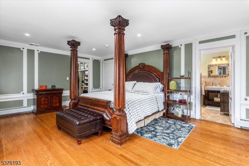 Manor Section - Residential