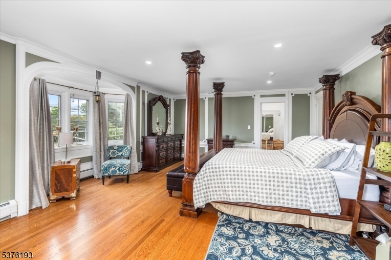 Manor Section - Residential