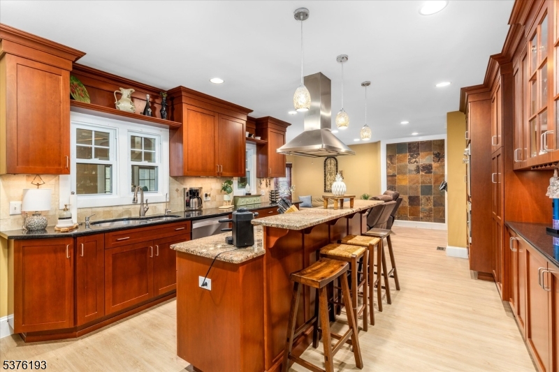 Manor Section - Residential