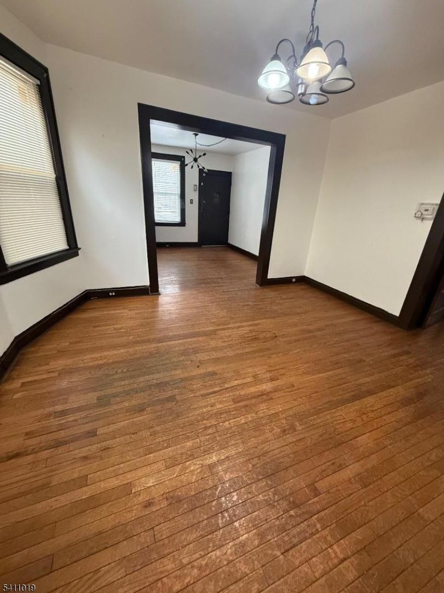 Spacious 2-bedroom, 1-bath apartment featuring an additional den that can be used as a home office, guest room, or extra living space. Generously sized layout with plenty of room to spread out and make it your own.