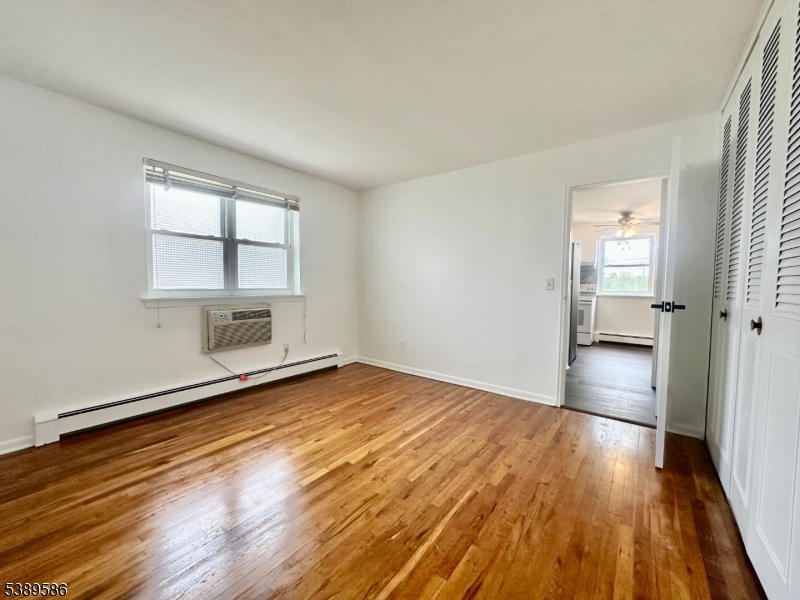 Manor Condos - Residential Lease