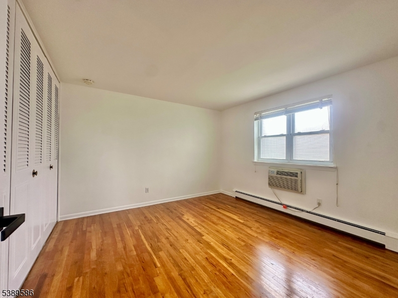 Manor Condos - Residential Lease