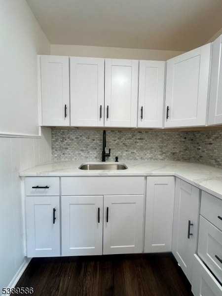 Manor Condos - Residential Lease