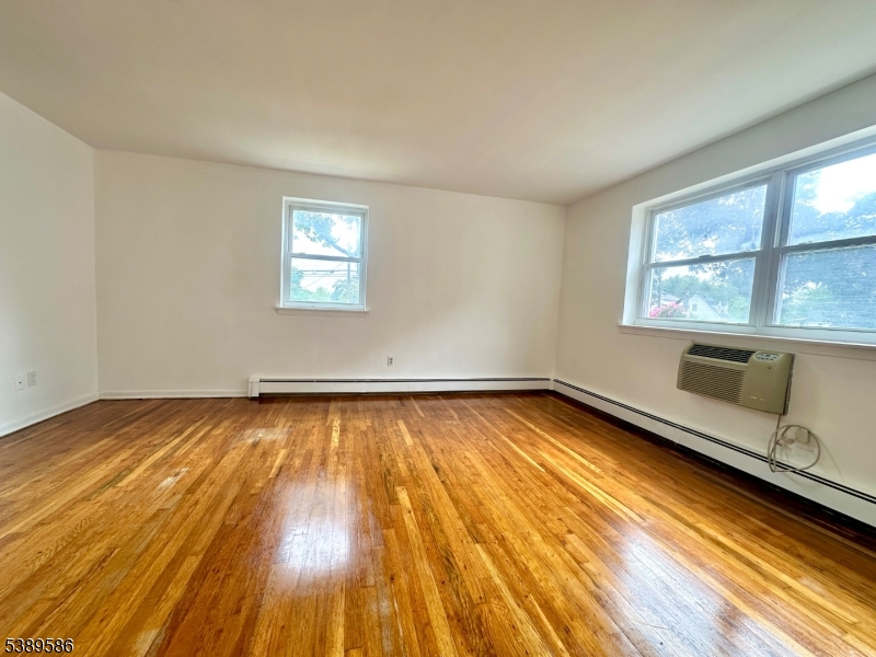 Manor Condos - Residential Lease