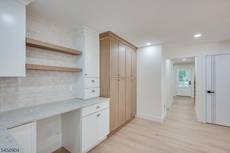 300 E Chestnut Ave, Metuchen Boro, NJ, 08840, USA, 5 Bedrooms Bedrooms, ,4 BathroomsBathrooms,Residential,Active,300 E Chestnut Ave,4044337