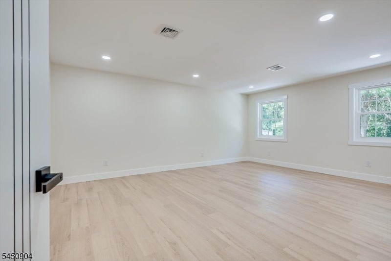 300 E Chestnut Ave, Metuchen Boro, NJ, 08840, USA, 5 Bedrooms Bedrooms, ,4 BathroomsBathrooms,Residential,Active,300 E Chestnut Ave,4044337