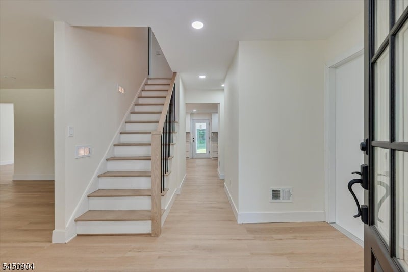 300 E Chestnut Ave, Metuchen Boro, NJ, 08840, USA, 5 Bedrooms Bedrooms, ,4 BathroomsBathrooms,Residential,Active,300 E Chestnut Ave,4044337
