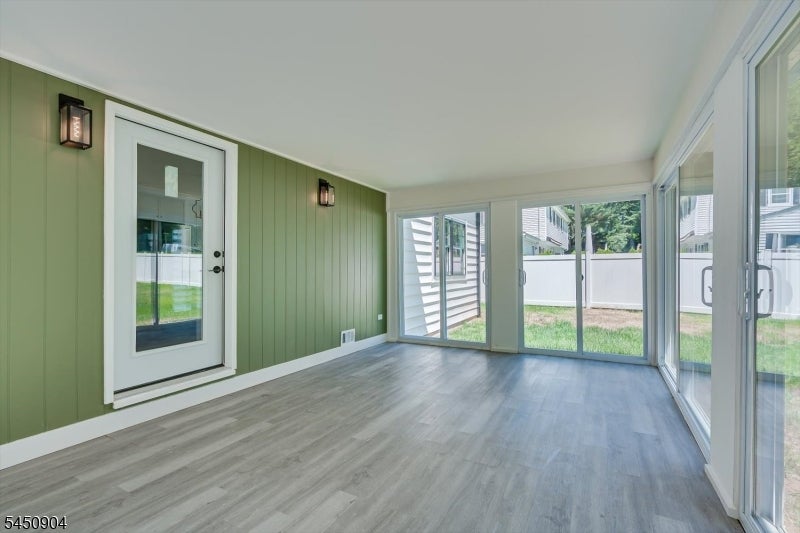 300 E Chestnut Ave, Metuchen Boro, NJ, 08840, USA, 5 Bedrooms Bedrooms, ,4 BathroomsBathrooms,Residential,Active,300 E Chestnut Ave,4044337