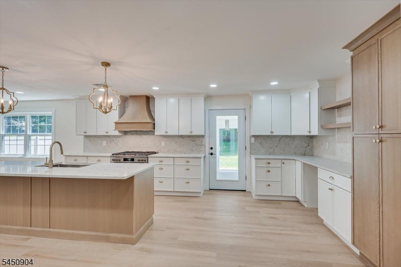300 E Chestnut Ave, Metuchen Boro, NJ, 08840, USA, 5 Bedrooms Bedrooms, ,4 BathroomsBathrooms,Residential,Active,300 E Chestnut Ave,4044337