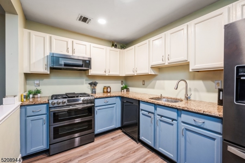 CAMBRIDGE HEIGHTS - Residential