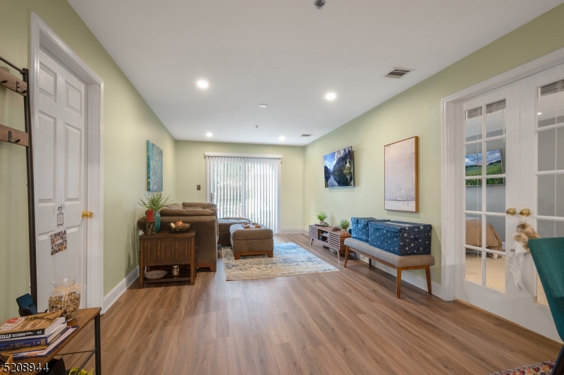 CAMBRIDGE HEIGHTS - Residential