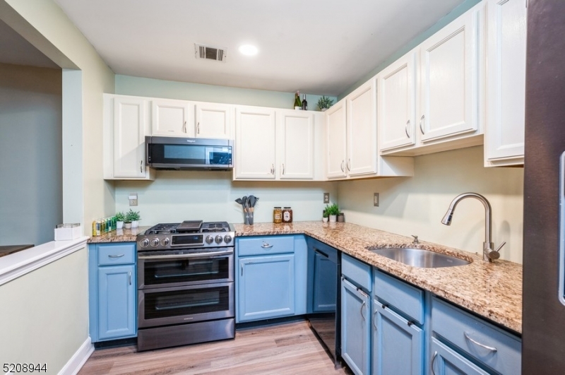 CAMBRIDGE HEIGHTS - Residential