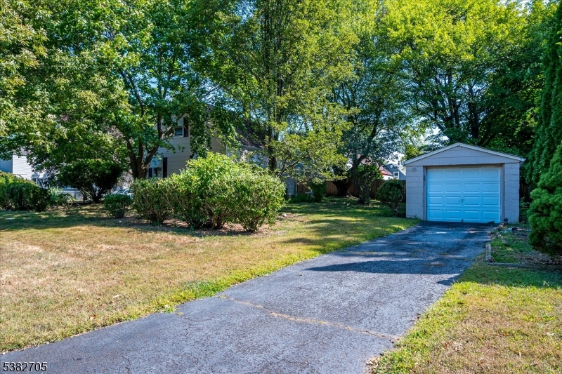 Watchung Estates - Residential