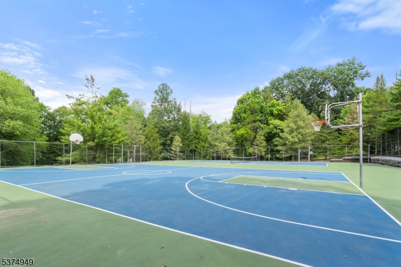 Montgomery Hills - Residential