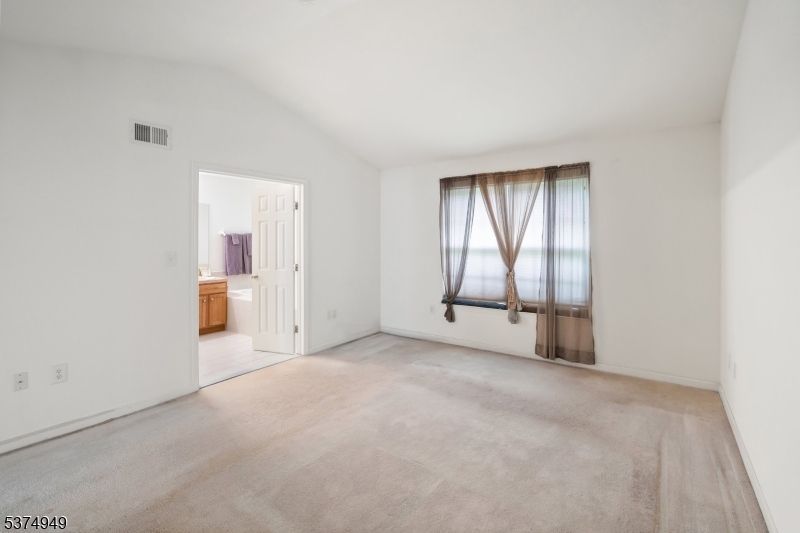 Montgomery Hills - Residential