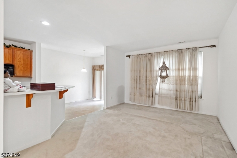 Montgomery Hills - Residential