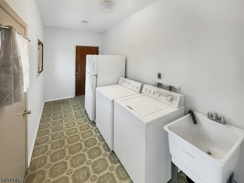 HASTINGS SQUARE SEC A - Residential