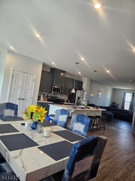 Independence Square - Residential