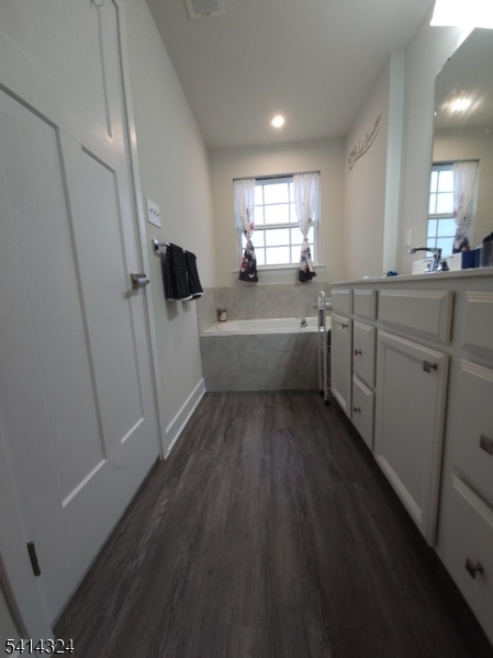 Independence Square - Residential