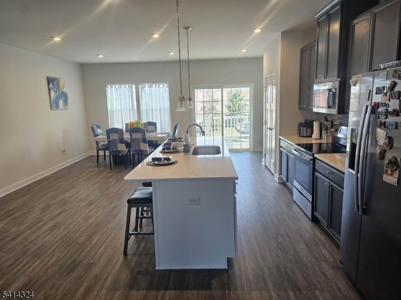 Independence Square - Residential