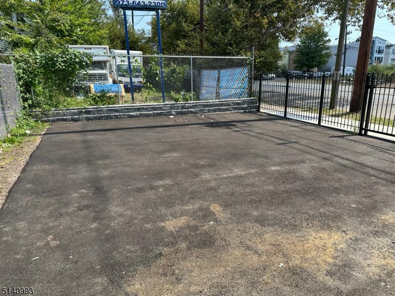 West Side Park - Residential Income