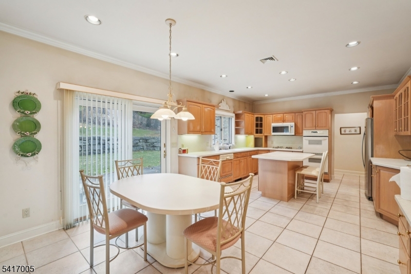 Vizcaya Estates - Residential