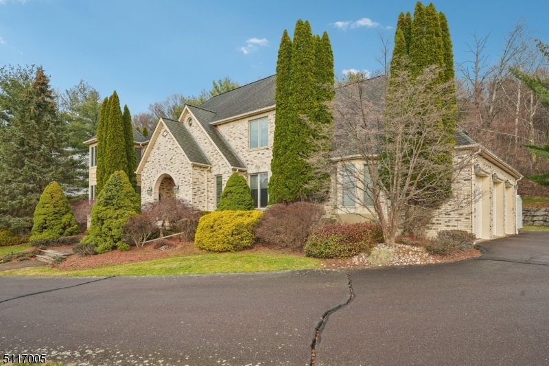 Vizcaya Estates - Residential