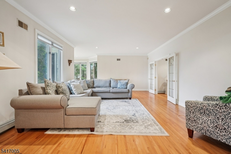 Vizcaya Estates - Residential