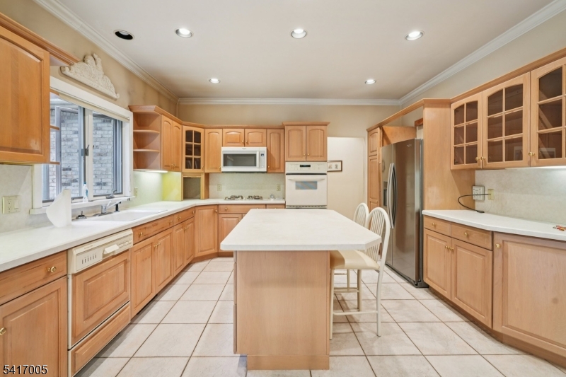 Vizcaya Estates - Residential