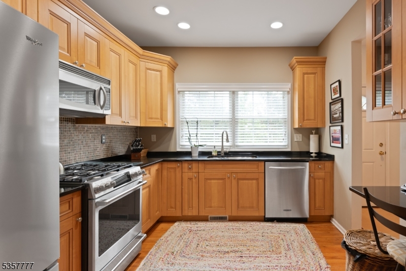 15 Riga Ct