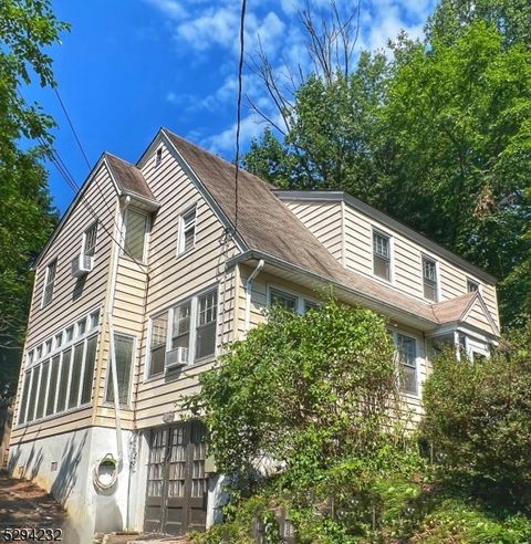 205 Evergreen Ct, Mountainside Boro, NJ 07092 - MLS#: 3907536