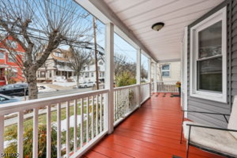 Clinton Hill - Residential Income