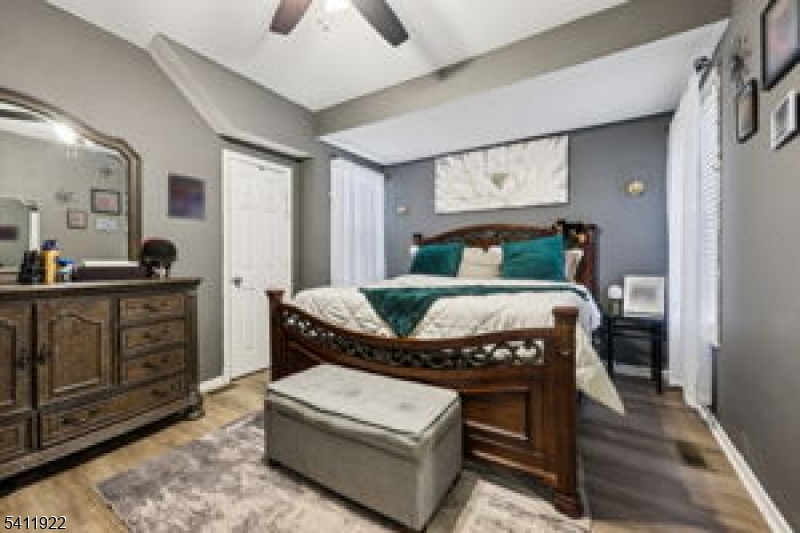 Clinton Hill - Residential Income