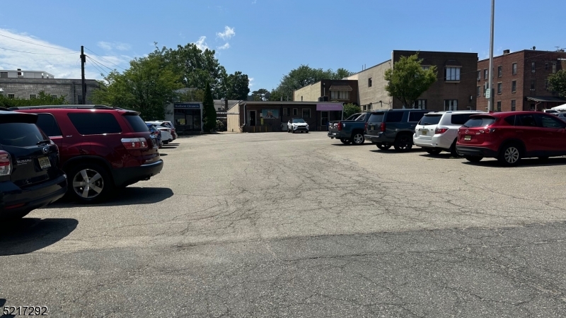 Downtown - Commercial Lease