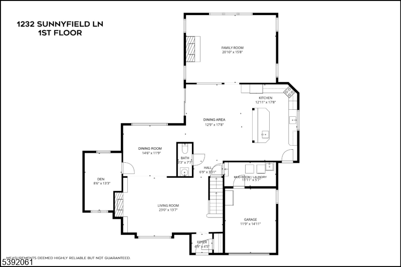 Main image without alt text