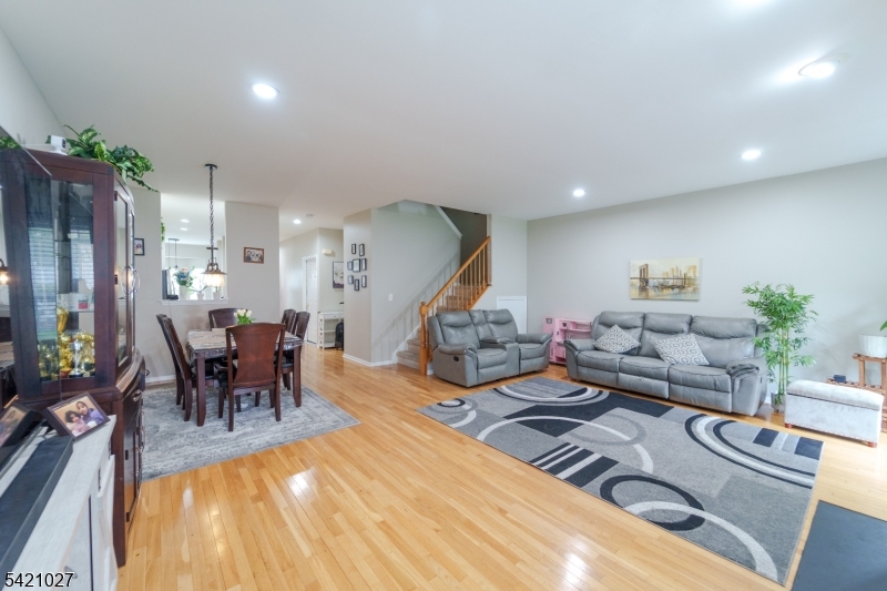 Hunting Meadow - Residential