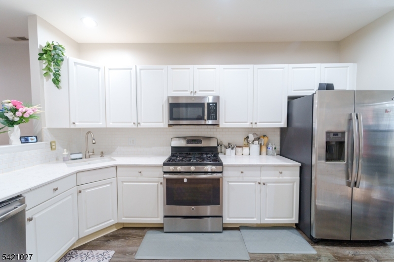 Hunting Meadow - Residential