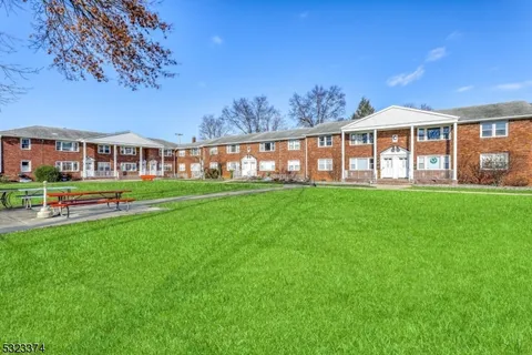 MLS: 3943479
