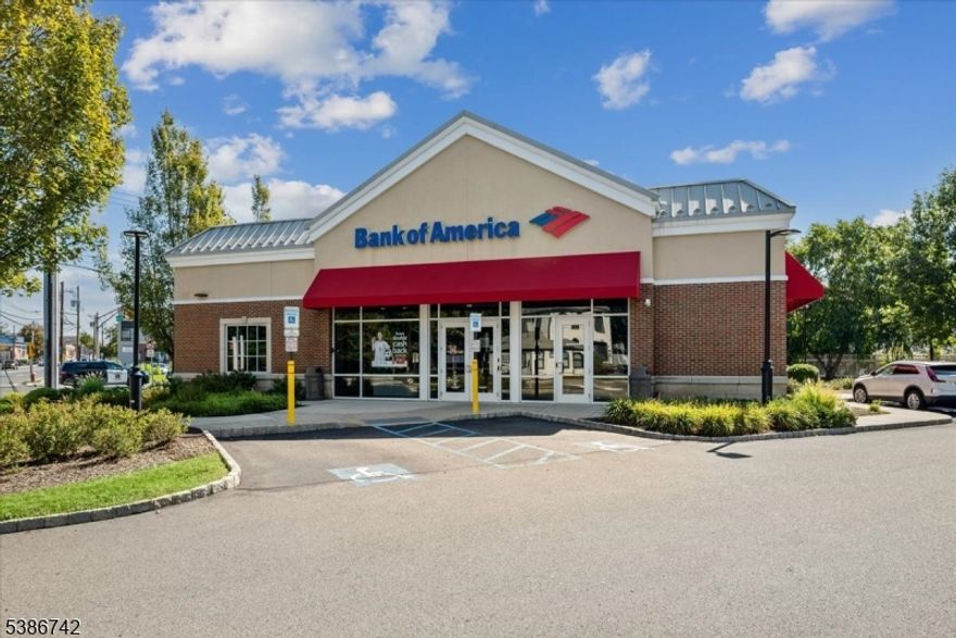 UNBELIEVABLE: BANK OF AMERICA LONG TERM GROUND LEASE, 4,050 SF BANK BUILDING WITH DOUBLE DRIVE THROUGH LANES, HARD CORNER SIGNALIZED INTERSECTION IN AFFLUENT CRANFORD TOWNSHIP, UNION COUNTY LOCATION, 30K VEHICLES PER DAY, LESS THAN 1/2 MILE FROM CRANFORD NJ TRANSIT STATION, FOUR (4) FIVE (5) YEAR RENEWAL OPTIONS WITH 20% RENT INCREASES EACH OPTION, BANK OF AMERICA (NYSE:BAC) HAS A STANDARD & POOR'S CREDIT RATING OF A-/STABLE, $67M+ DEPOSITS AT THIS LOCATION, EXCELLENT DEMOGRAPHICS WITH OVER 461K PEOPLE WITHIN 5 MILES AND AN AVERAGE HOUSEHOLD INCOME OVER$167K, EASY ACCESS TO MANY LOCAL HIGHWAYS INCLUDING 1 - 95, GARDEN STATE PARKWAY, ROUTE 22, 28, 9 AND I-78, MANY NATIONAL RETAILERS INCLUDING DUNKIN DONUTS, HOME DEPOT, SHOPRITE, McDONALDS, QUICK CHECK, WAWA AND WENDY'S, NOI: $319,440 CAP RATE: 8.00 %