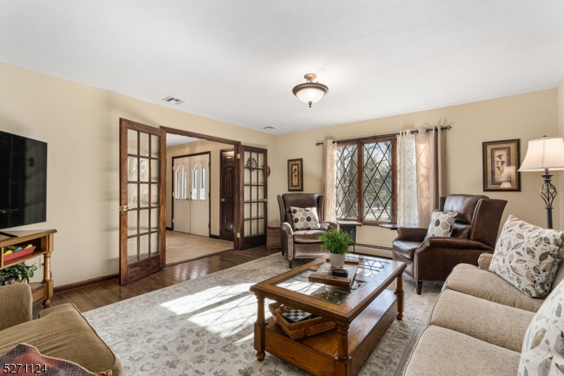 Hemlock Hills - Residential