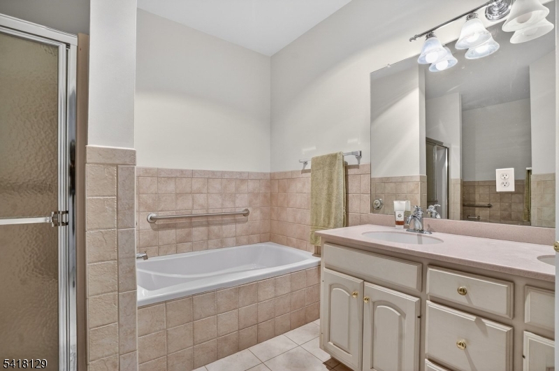 Fox Hills - Residential