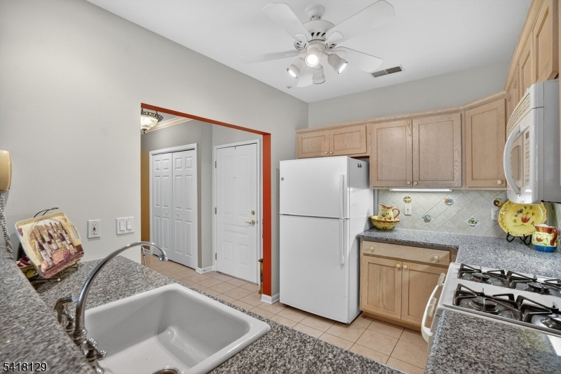 Fox Hills - Residential