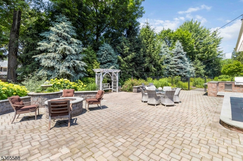 Spring Brook - Residential