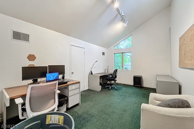 Crossroads Prof Center - Commercial Sale