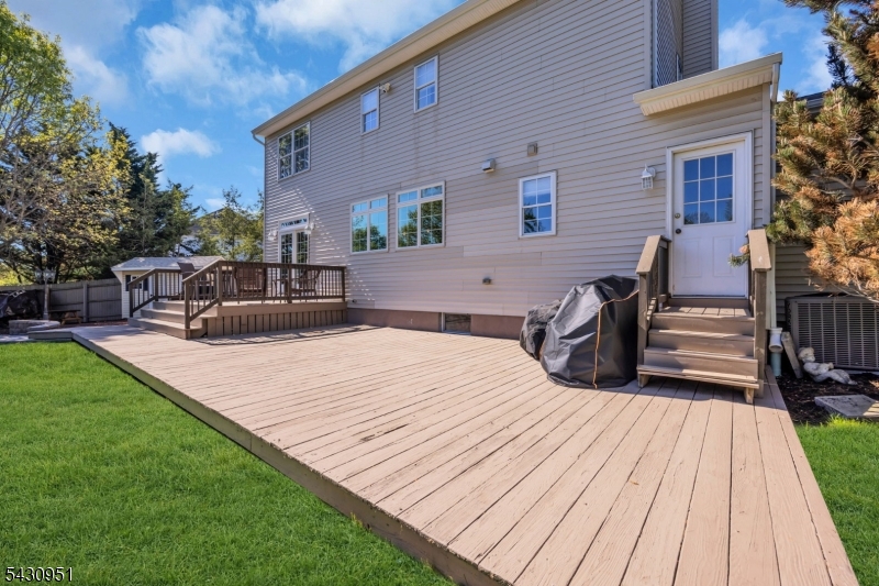 Brentwood Hills - Residential